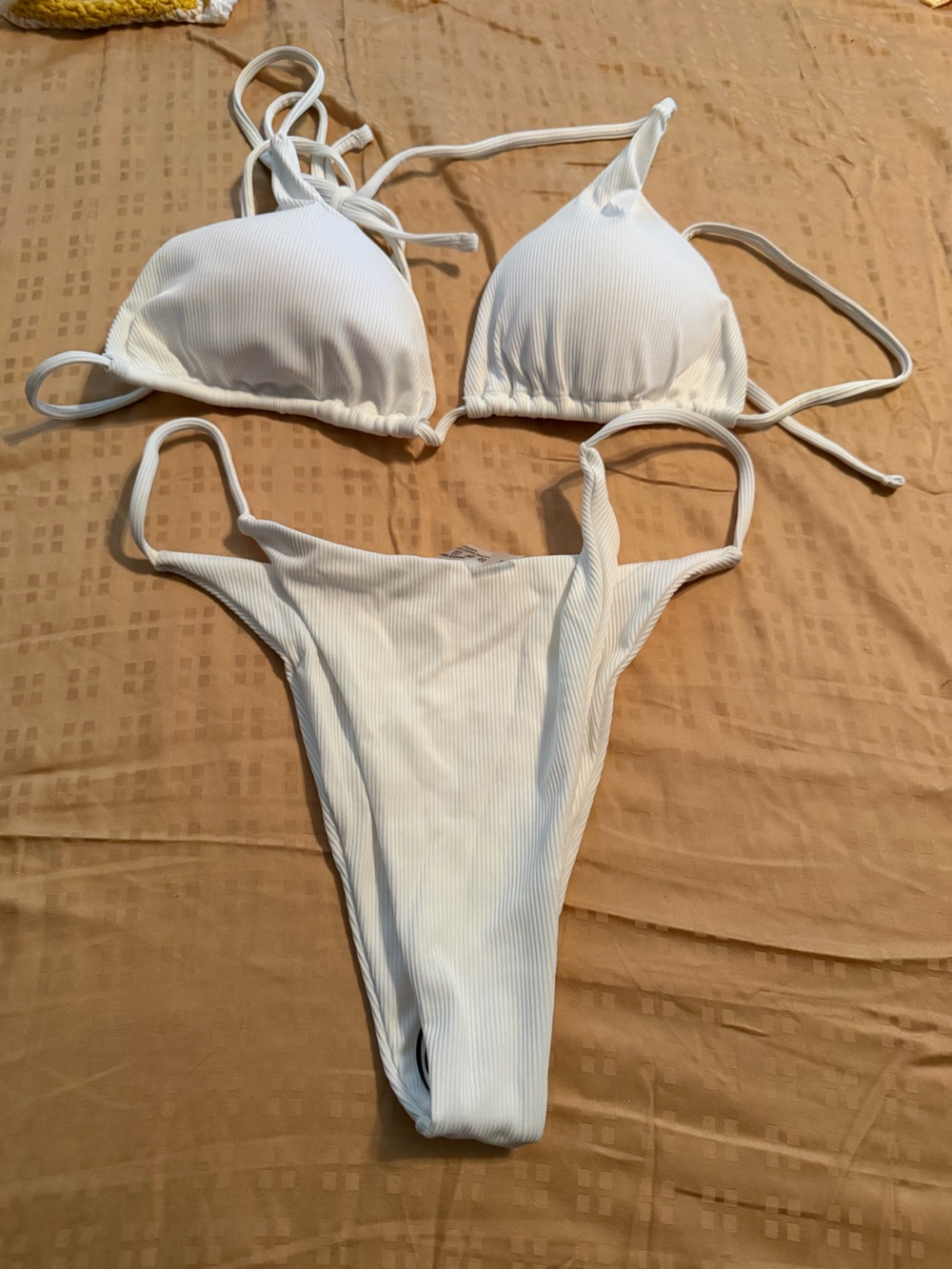 SHEIN White Ribbed Triangle Bikini Set